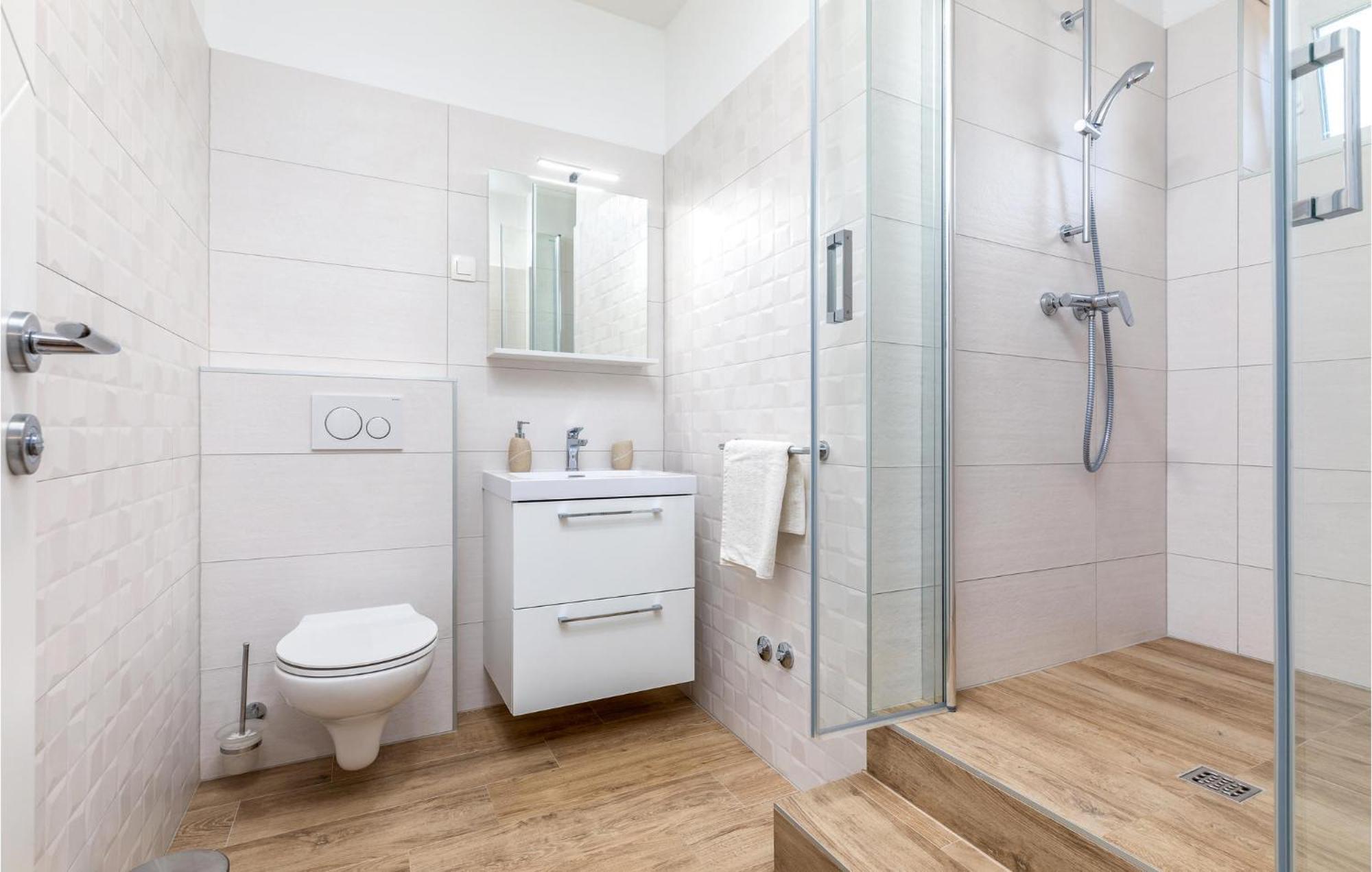 Gorgeous In Sikici With Kitchen Pula